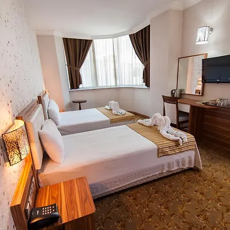 Adnan Bey Hotel 3*