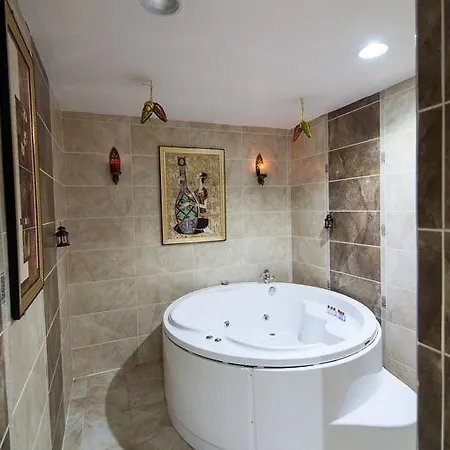 Hotel Adnan Bey 3*