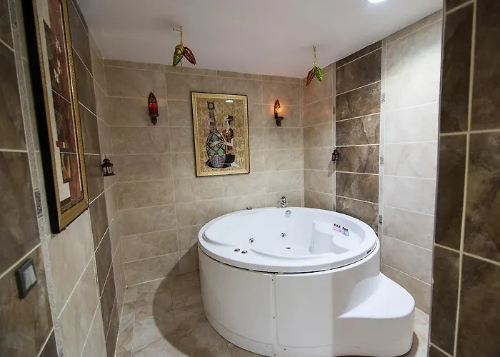 Adnan Bey Hotel Konya